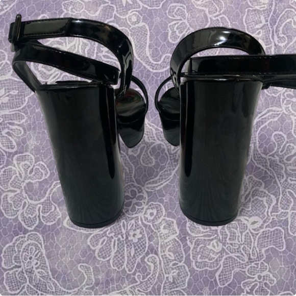 Officially sold!! - Picture 4 of 8